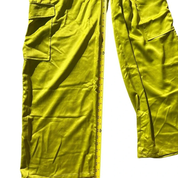 Haute Monde NWT Lime Green Wide Leg Cargo Pants Women’s Size Large - Picture 9 of 9